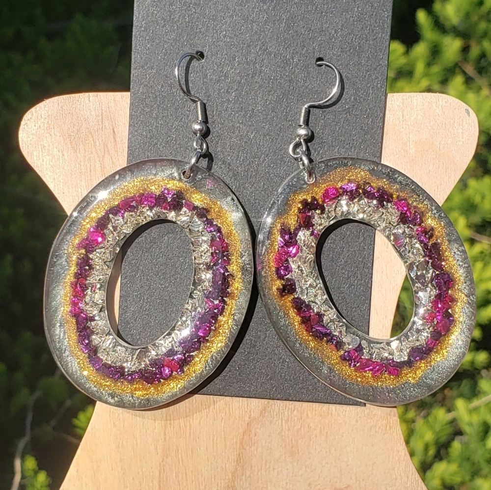 CUSTOM OFFERED/Geode Earrings/Resin/Stainless Steel Hook/Handmade/Geode Inspired - Picture 3 of 4